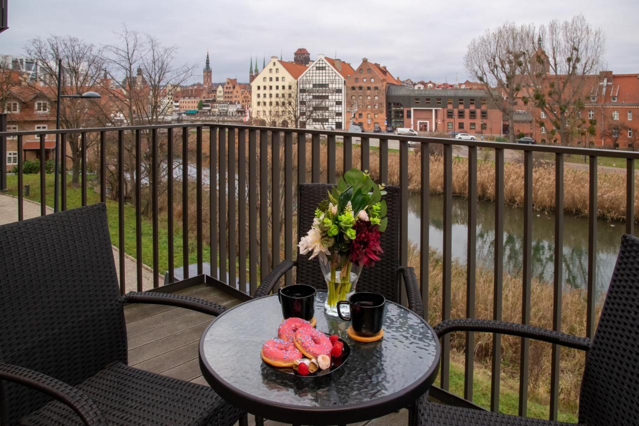 Maya'S Flats & Resorts - River View Gdansk Exterior photo