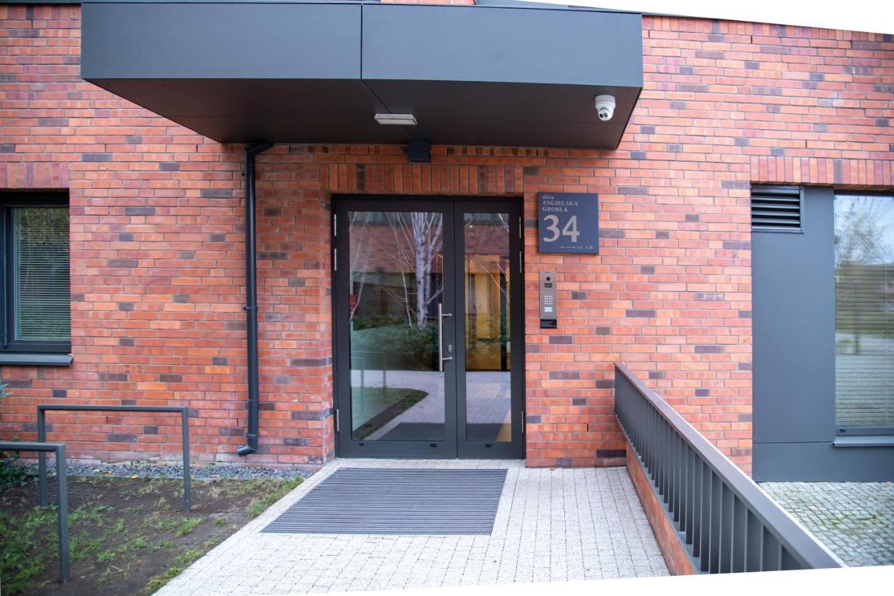 Maya'S Flats & Resorts - River View Gdansk Exterior photo